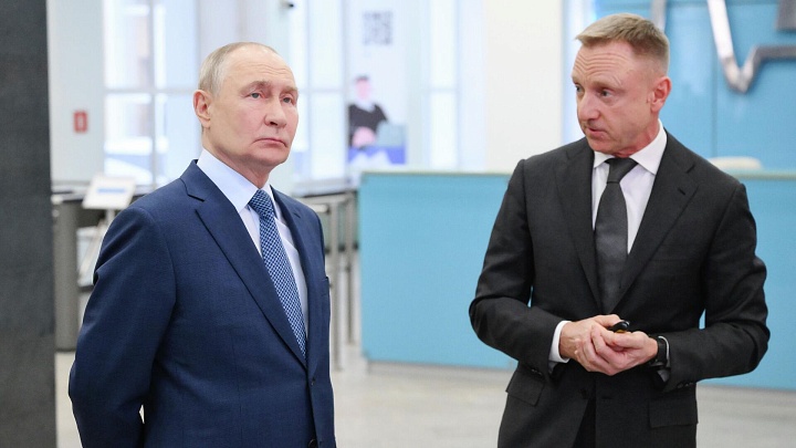 Путин рассказал о строящихся атомных ледоколах в России